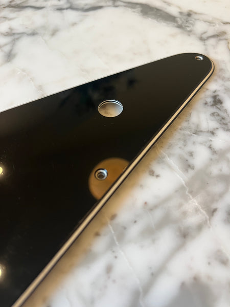 Explorer guard (Exact Replica)